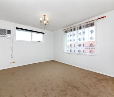 5 Ocean Street, Ormond VIC 3204 - House For Rent | Domain - Photo 4