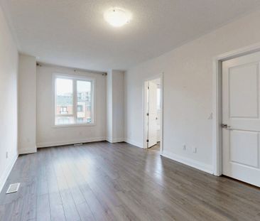 For Lease - 47 Sparks Street, Aurora, Ontario - Photo 6