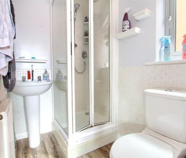 3 bedroom detached house to rent - Photo 6