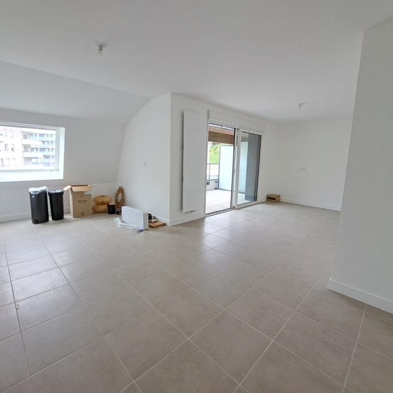 Location Appartement 3 pièces Meublé 71m² CHAMBERY 73000 - Photo 1