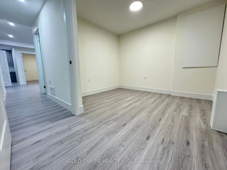 Property For Lease | X9253665 - Photo 3