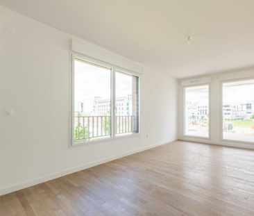 location Appartement T2 DE 49.71m² À CHESSY - Photo 3