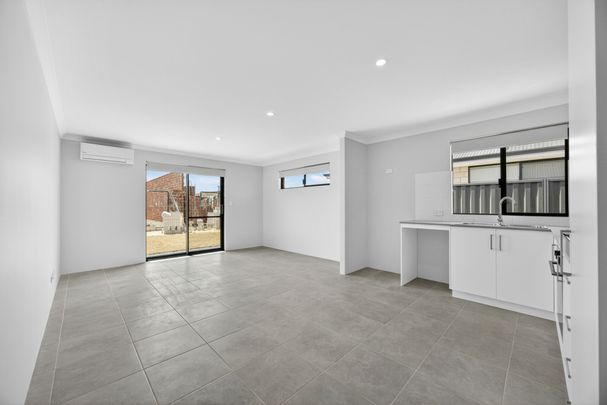 Brand New Four Bedroom Dual Living Property! - Photo 1