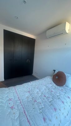 South Melbourne - Photo 1