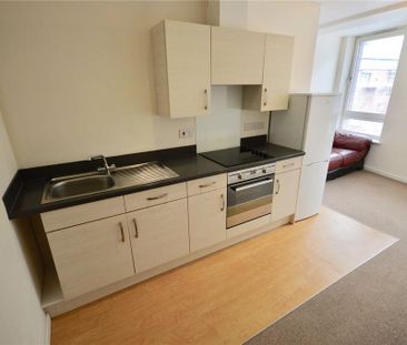 1 bedroom flat to rent - Photo 2