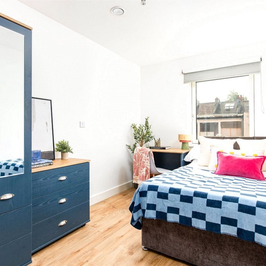 West Street, - Photo 1