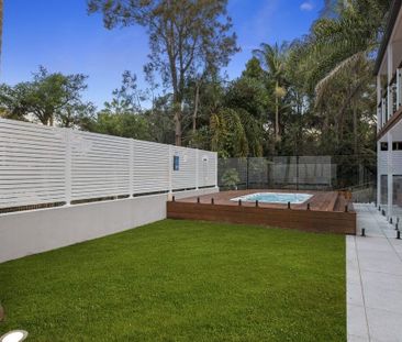 POTENTIAL DUAL LIVING! - ACCESS OFF ROMA CLOSE - Photo 5