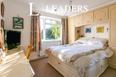 2 bedroom bungalow to rent Walkford Way, Walkford, Christchurch, BH23 - Photo 3