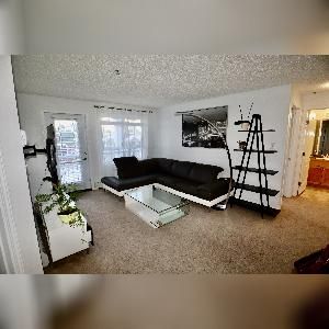 Furnished Hamptons 2 Bed 2 Bath HW Included Edmonton - Photo 2