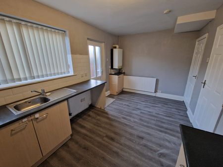 Eldon Road, Irlam - Photo 5