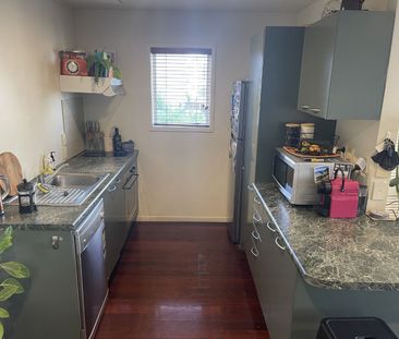 A Diamond in the City! - Photo 3