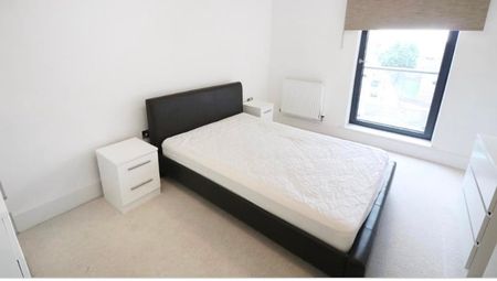 1 Bed Flat, Axio Way, E3 - Photo 2