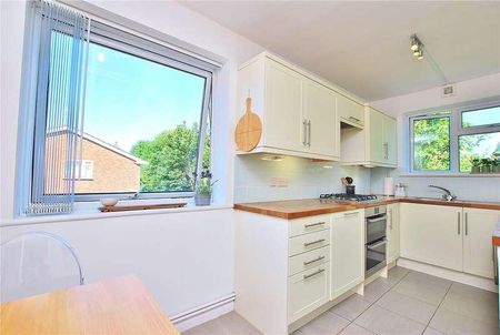 Telford Court, Guildford, Surrey, GU1 - Photo 2