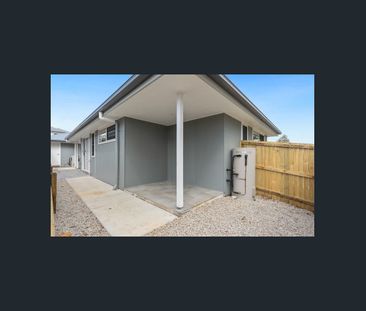 Perfectly Positioned Duplex with Lots of Off Street Parking - Photo 6