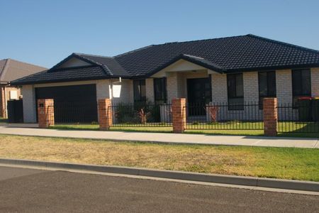 2 Verdelho Drive, TAMWORTH NSW 2340 - Photo 3