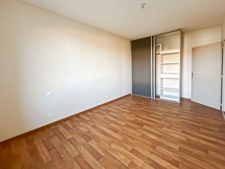 Appartement T3 Caussade à louer - Photo 3