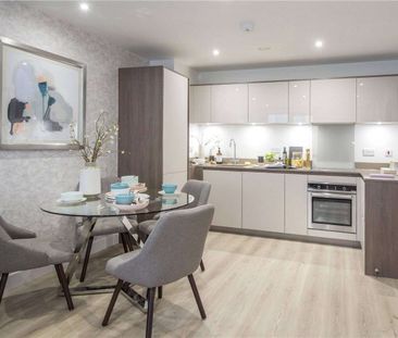 A stylish and contemporary apartment in an ideal location for Seven... - Photo 4