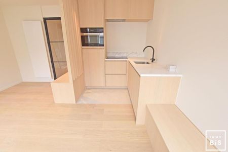 Prachtig gerenoveerd éénslaapkamerappartement in hartje Zoute op enkele passen van het Albertplein! - Photo 3