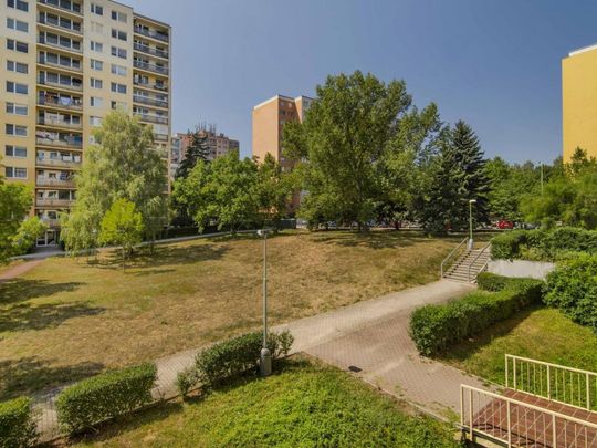 Pronájem bytu 2+kk 46 m2 - Fotografie 1