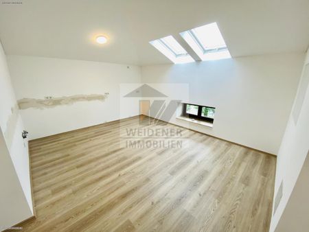 Wohnen in Gera schönster Villa! Exklusive 2 Raum Wohnung mit Fußbodenheizung und Aufzug / DG links - Photo 3