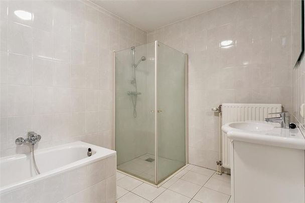 Appartement te huur: Lichtstraat 247 5611 XG Eindhoven - Photo 1