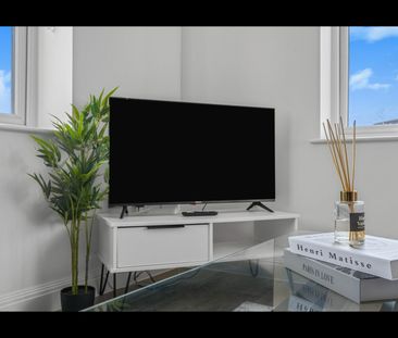 2 Bed Flat, Swan Courtyard, B26 - Photo 5