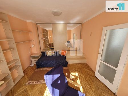 Pronájem bytu 1+1 35 m² - Fotografie 4