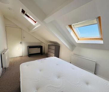 1 bedroom house of multiple occupation to rent - Photo 4