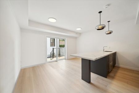 For Lease - 367 Howland Avenue Unit# 2, Toronto, Ontario - Photo 3