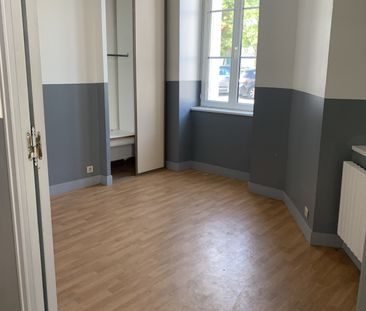Location Appartement 2 pièces 36m² CHERBOURG-EN-COTENTIN 50100 - Photo 6