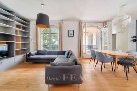 Location appartement, Paris 7ème (75007), 4 pièces, 90.57 m², ref 86476996 - Photo 2