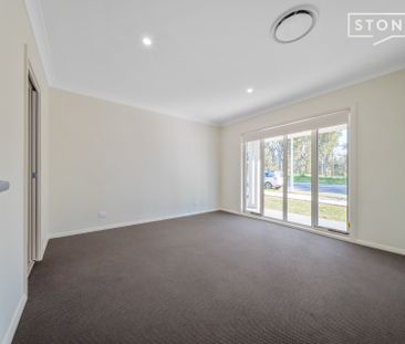 142 Averys Lane, Heddon Greta NSW 2321 - House For Rent | Domain - Photo 5