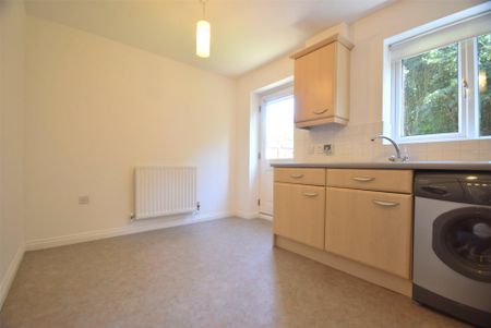 The Covers, Swalwell, Newcastle Upon Tyne, NE16 - Photo 3