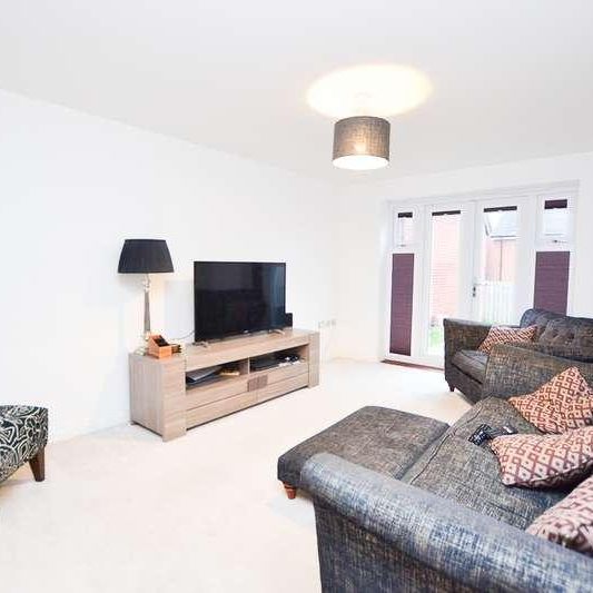 Greville Garden, Newcastle Great, NE13 - Photo 1