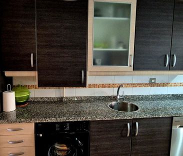 Piso de alquiler en Calle Amsterdam, 6, HUCA - La Cadellada - Photo 6