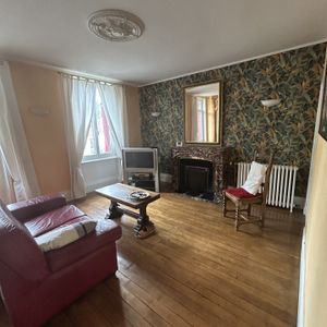 Location Appartement 2 pièces 68m² LE CREUSOT 71200 - Photo 2