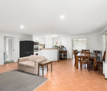 Quiet Cul-de-Sac - Close to Amenities - Perfect Family Living - Photo 1