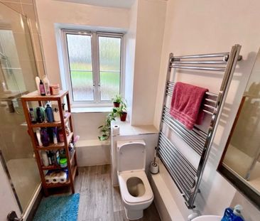 Room in a Shared Flat, Wingham House, SE26 - Photo 3