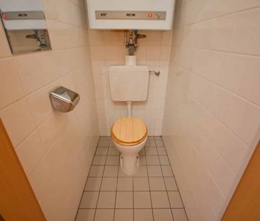 Attraktive 4-Zimmer-DG-Maisonette am Lorenz-Bayer-Park mit zwei Bal... - Photo 1