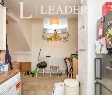 3 bedroom house to rent Wigland Way, B38 - Photo 6