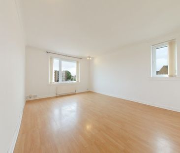 Kemnay Gardens, Douglas and Angus, Dundee, DD4 - Photo 1