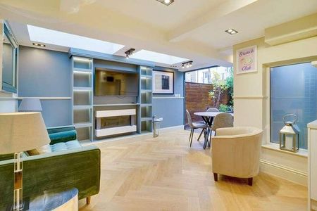 Broughton Road, London, SW6 - Photo 2