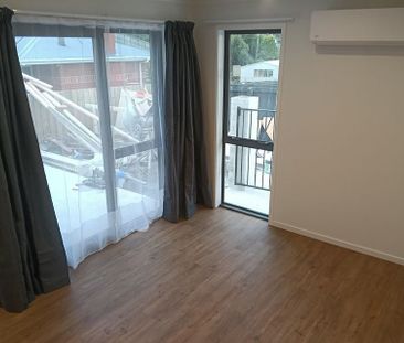 New 3 bed home for winter - Photo 4