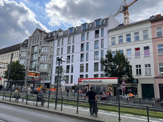 Weißensee: Berliner Allee: ERSTBEZUG im NEUBAU per Oktober 2024 : 1,5-Zi- EG- Whg. mit TERRASSE - Photo 1