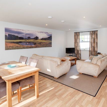 3 Queens Court, AB31 4GD, Banchory - Photo 1