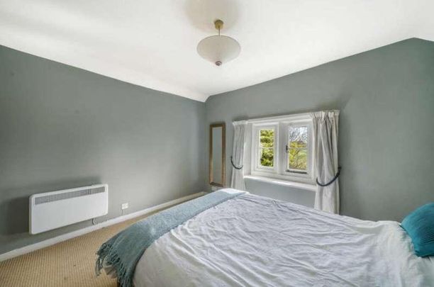 Orchardleigh, BA11 - Photo 1