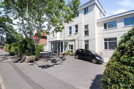 Suffolk Road, Bournemouth - Photo 5