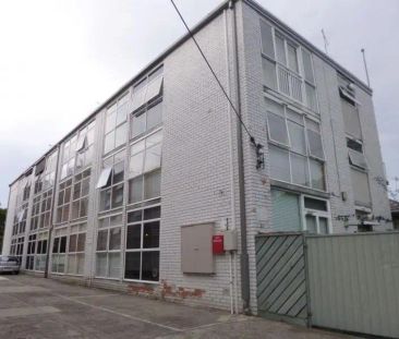 “EASY LIVING, GREAT LOCATION!” - Photo 5