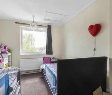 3 bedroom maisonette to rent - Photo 4