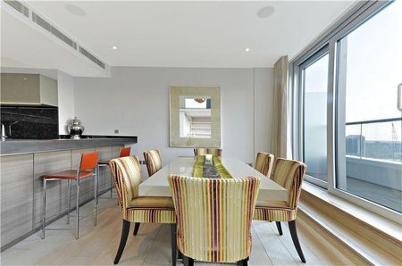 Baltimore Wharf, Canary wharf, London, E14 - Photo 5